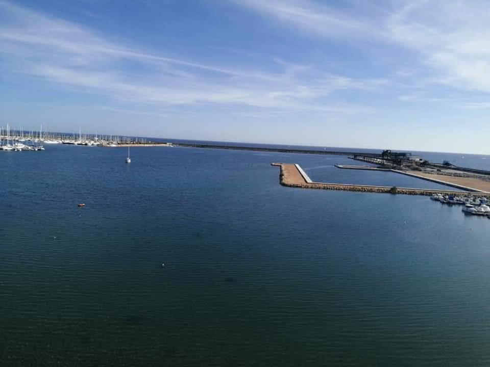 Beach Apartment Torrevieja Bagian luar foto