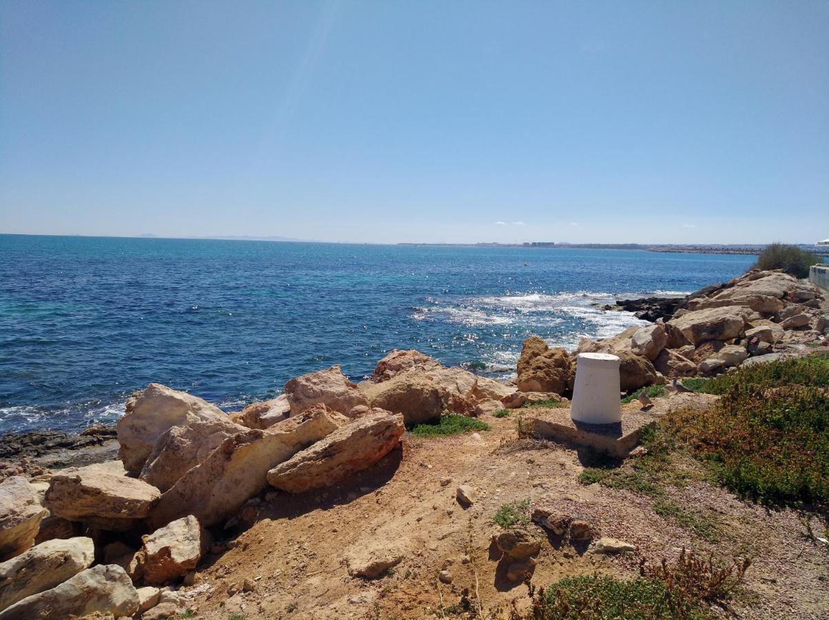 Beach Apartment Torrevieja Bagian luar foto