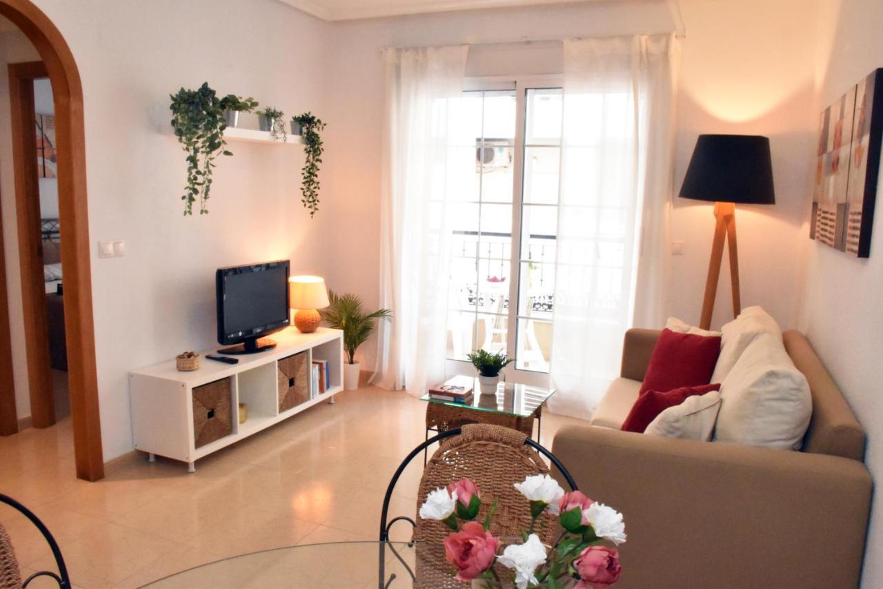 Beach Apartment Torrevieja Bagian luar foto