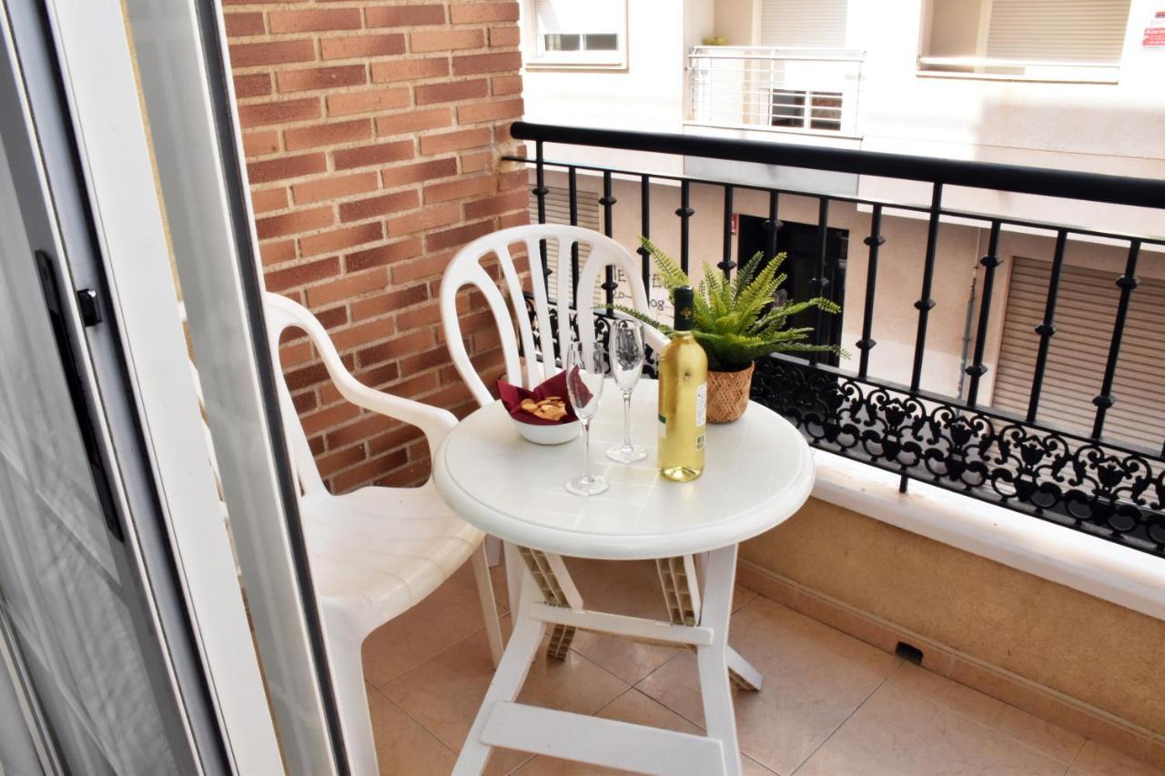 Beach Apartment Torrevieja Bagian luar foto