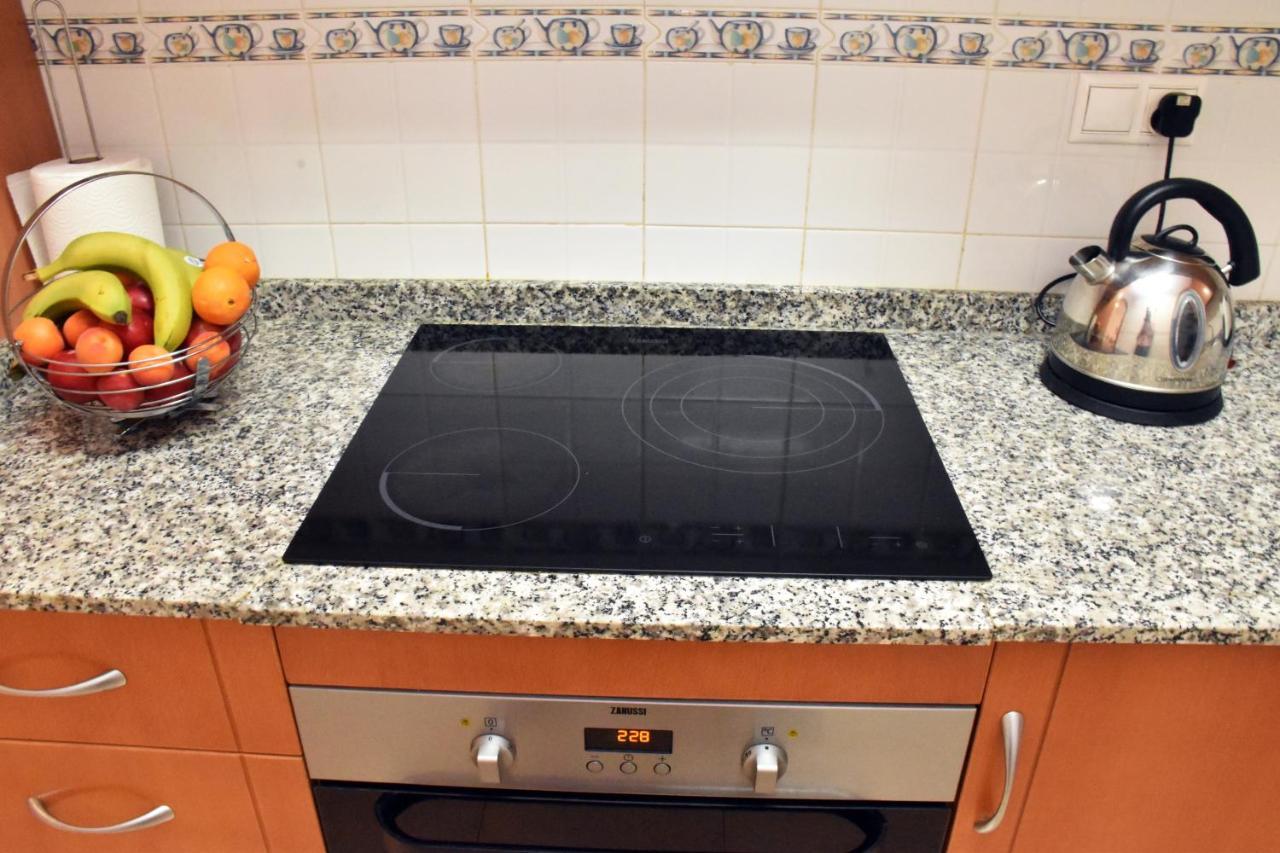 Beach Apartment Torrevieja Bagian luar foto
