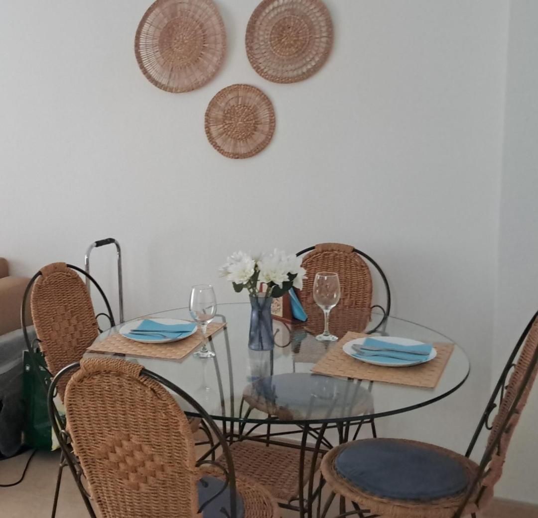 Beach Apartment Torrevieja Bagian luar foto